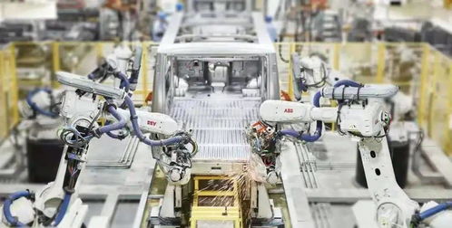 浦東新區(qū)上半年GDP盤點(diǎn) 汽車制造業(yè)飆升71.6%，技術(shù)服務(wù)產(chǎn)業(yè)成經(jīng)濟(jì)增長重要引擎